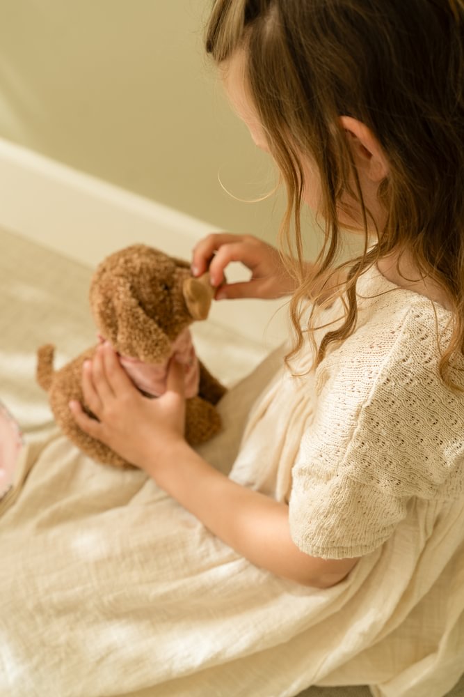 Плюшено куче Джаки в чантичка