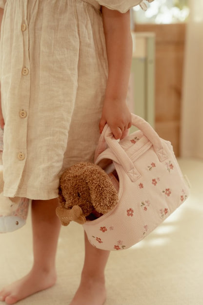 Плюшено куче Джаки в чантичка